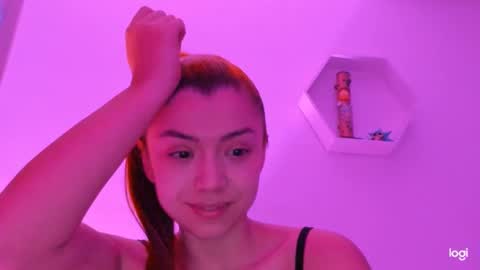 Snapshot of saray2312 chatting on January 18, 4:26 am Saray  online show from January 18, 4:26 am