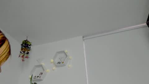 Saray  online show from January 16, 11:23 pm