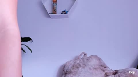 Snapshot of saray2312 chatting on January 5, 8:42 pm Saray  online show from January 5, 8:42 pm