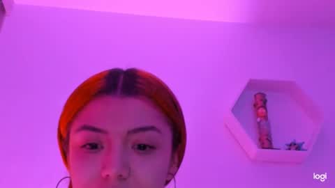 Snapshot of saray2312 chatting on February 7, 11:24 pm Saray  online show from February 7, 11:24 pm