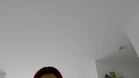 Snapshot of saray2312 chatting on October 27, 7:19 pm Saray  online show from October 27, 7:19 pm