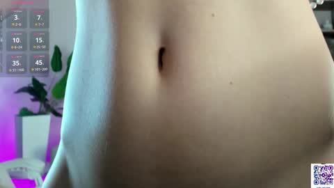 Your Selena 3 online show from March 1, 4:01 am