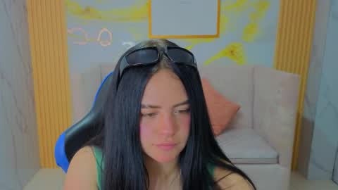 Sara  online show from March 31, 9:26 pm