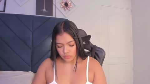 Sara  online show from January 8, 3:29 am