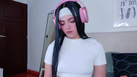 Sara online show from January 7, 8:56 pm