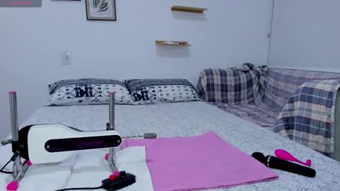 Sara Cute  online show from December 4, 10:43 pm