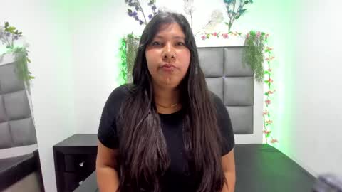 sasha__collins online show from July 17, 3:05 pm