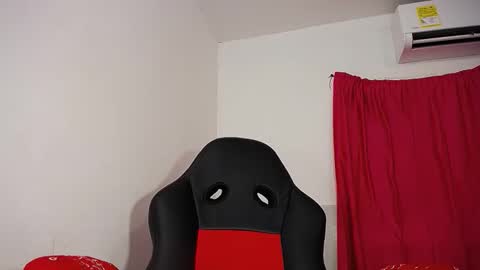 sashabreck1 online show from March 3, 3:34 am