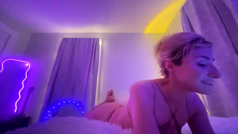 Sasha online show from December 19, 6:12 am