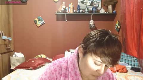 S A S H A R O S E online show from November 5, 1:05 pm