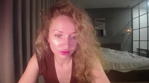 Sasha online show from December 18, 1:05 pm