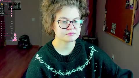Snapshot of sashy_way chatting on December 13, 10:13 pm .Alexandra online show from December 13, 10:13 pm