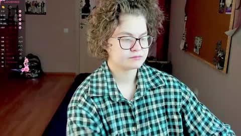 Snapshot of sashy_way chatting on January 6, 7:31 am .Alexandra online show from January 6, 7:31 am