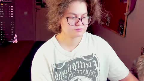 Snapshot of sashy_way chatting on January 12, 7:43 am .Alexandra online show from January 12, 7:43 am