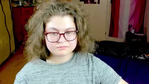 Snapshot of sashy_way chatting on October 9, 7:18 pm .Alexandra online show from October 9, 7:18 pm