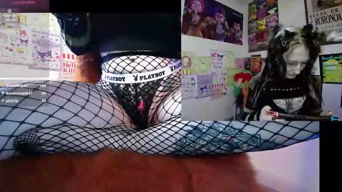 Ivy online show from March 28, 3:00 pm