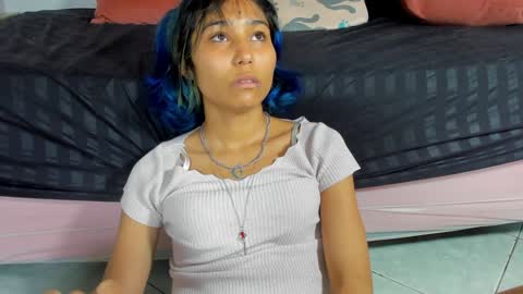 Snapshot of satsu_u chatting on December 10, 7:11 pm SATSU u online show from December 10, 7:11 pm