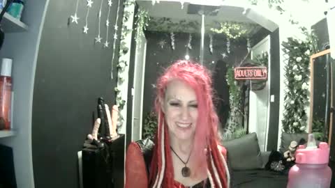 SaucySky online show from April 18, 1:19 am