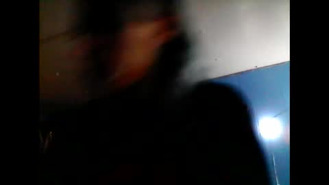 Snapshot of savage352ratchet chatting on December 12, 1:43 am Bugglove online show from December 12, 1:43 am