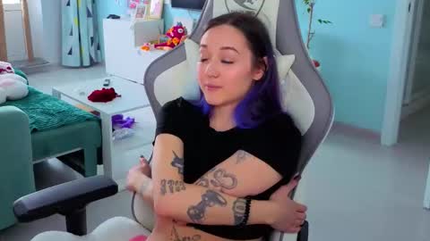 Ariel online show from March 19, 4:39 am