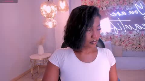 S a v a n n a h  online show from March 31, 1:00 pm