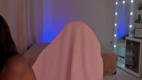 Savannahwildee online show from January 22, 8:38 pm