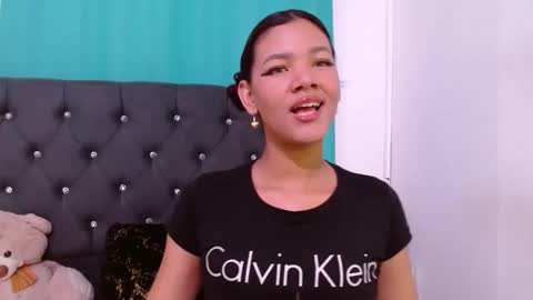 saykimmy online show from October 19, 1:18 am