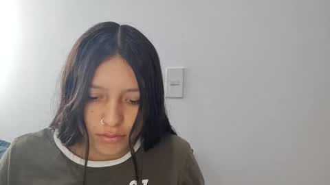 Snapshot of sayuce_black chatting on January 4, 9:31 pm sayuce black online show from January 4, 9:31 pm