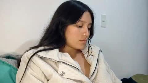 Snapshot of sayuce_black chatting on January 24, 12:42 am sayuce black online show from January 24, 12:42 am