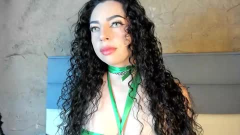 SCARLATTA DESIRE online show from March 17, 3:43 am