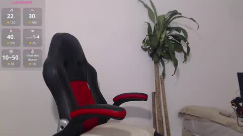 scarlet_100 online show from March 1, 6:57 am