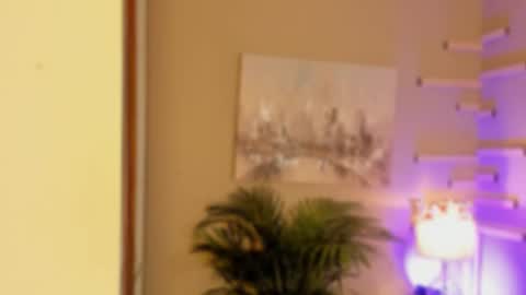 scarlet hill online show from January 14, 1:15 am