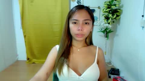 scarlet online show from March 14, 7:04 pm