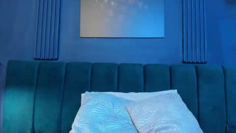 Scarlet Edwars online show from November 25, 8:42 pm