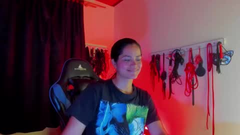 scarlet taylor kennedy online show from November 28, 7:06 pm