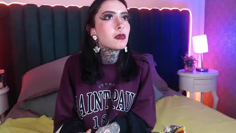 Scarleth online show from May 27, 1:57 am