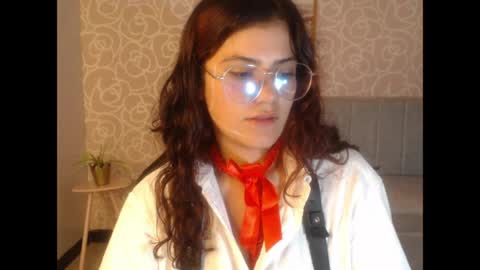 scarlett_jhonson_ch online show from April 17, 9:50 pm