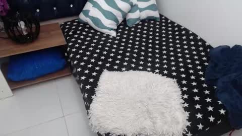 scarlett_keaton online show from December 14, 6:41 am