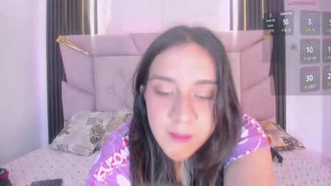 scarlett online show from April 11, 7:06 pm