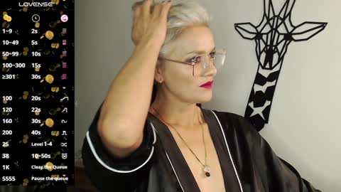 Scarlett online show from February 3, 11:15 pm