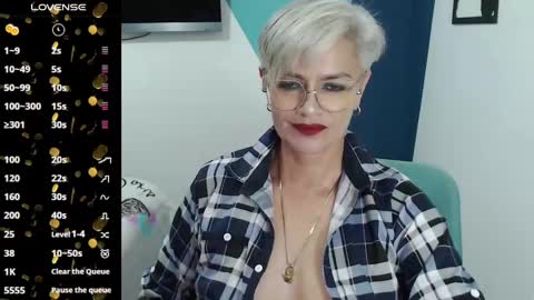 Scarlett online show from March 11, 12:00 am