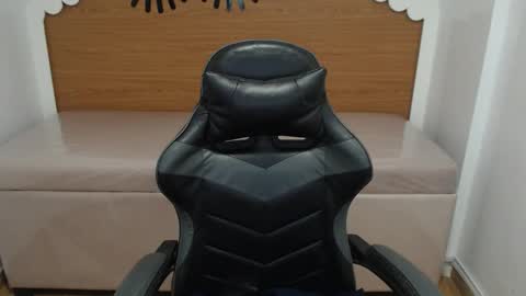 scarlett_percy_t online show from December 3, 7:49 pm