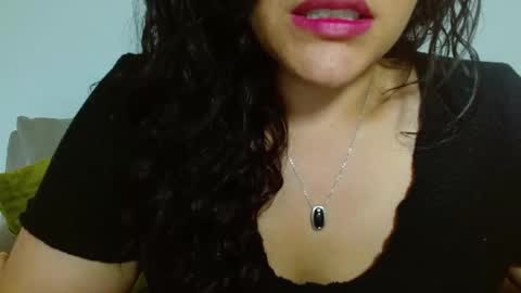 hellen  online show from April 20, 9:29 pm