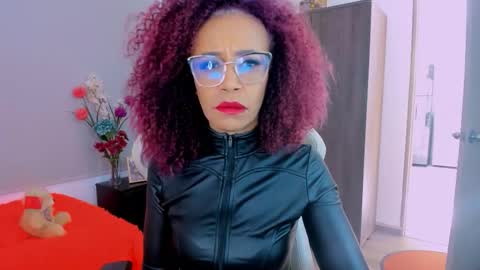 Scarlett online show from March 11, 8:55 pm