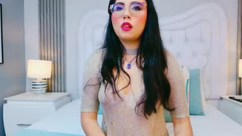 Scarlett Petrova online show from April 10, 11:49 am