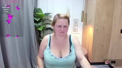 Scarlett online show from October 5, 5:23 am