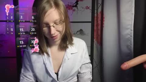 Scarlett online show from December 4, 2:30 pm