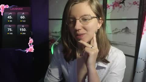 Scarlett online show from February 4, 12:30 pm