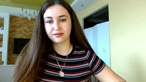 Elizabeth  online show from April 14, 6:57 am