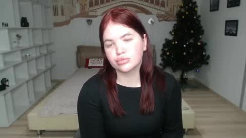 Emma online show from January 10, 1:27 pm